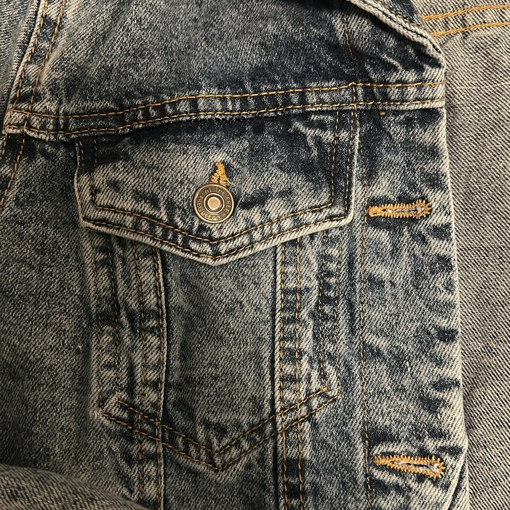 NWOT Jean Jacket - Picture 5 of 9